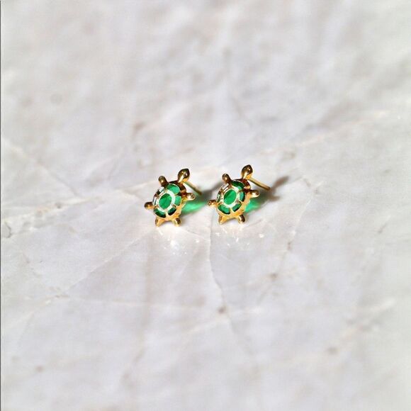 14k solid gold turtle earrings stud back perfect gift